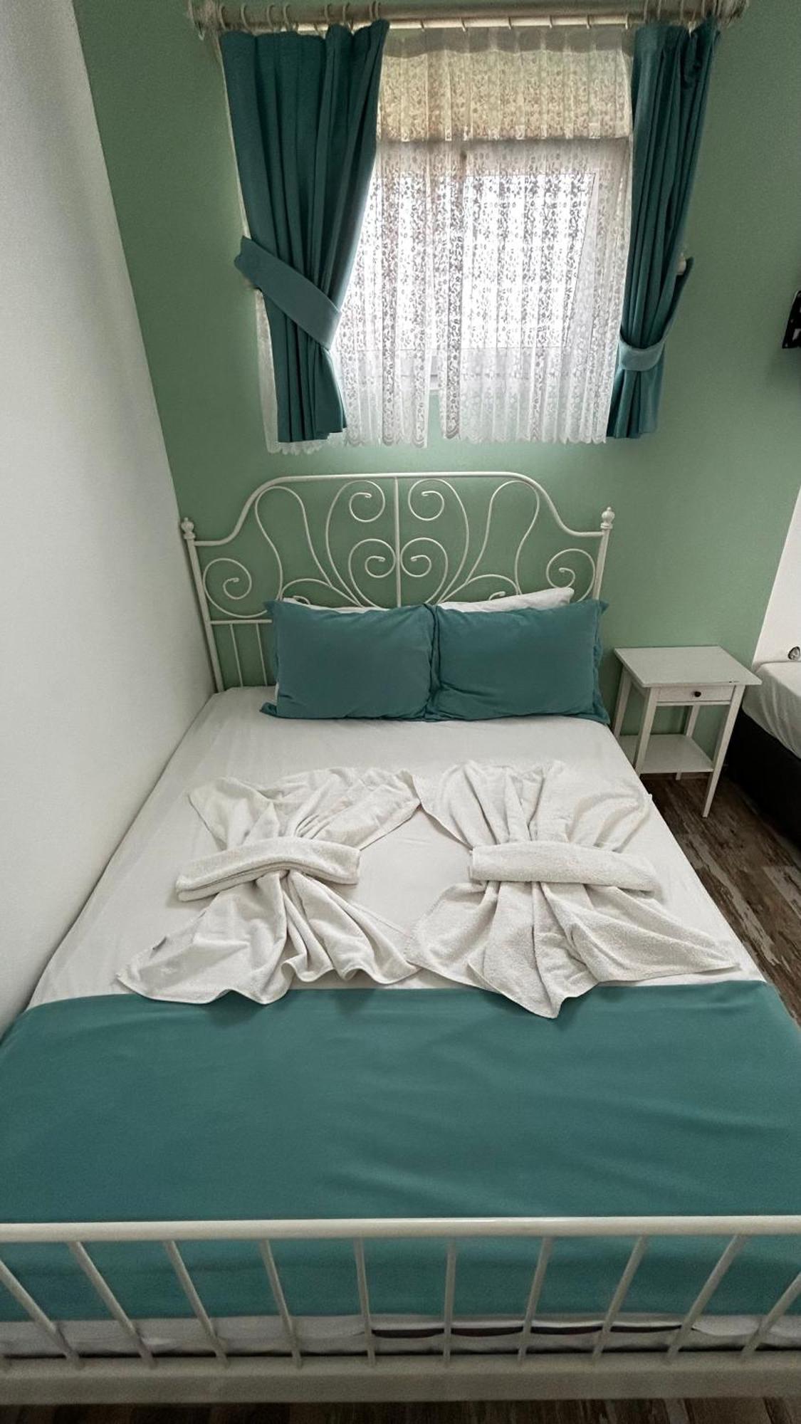 Maydanoz Otel Foça Ngoại thất bức ảnh